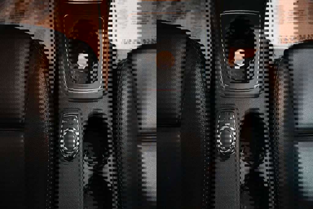 Used 2020 Mercedes-Benz GLA 250 4MATIC image 29