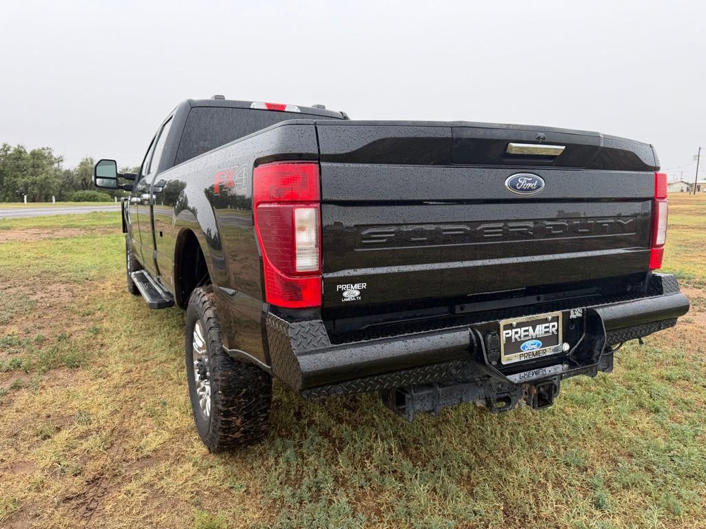 Used 2022 Ford F350 XLT w/ XLT Premium Package AWD/4WD image 7