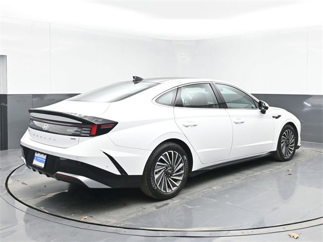 Used 2024 Hyundai Sonata Limited image 10
