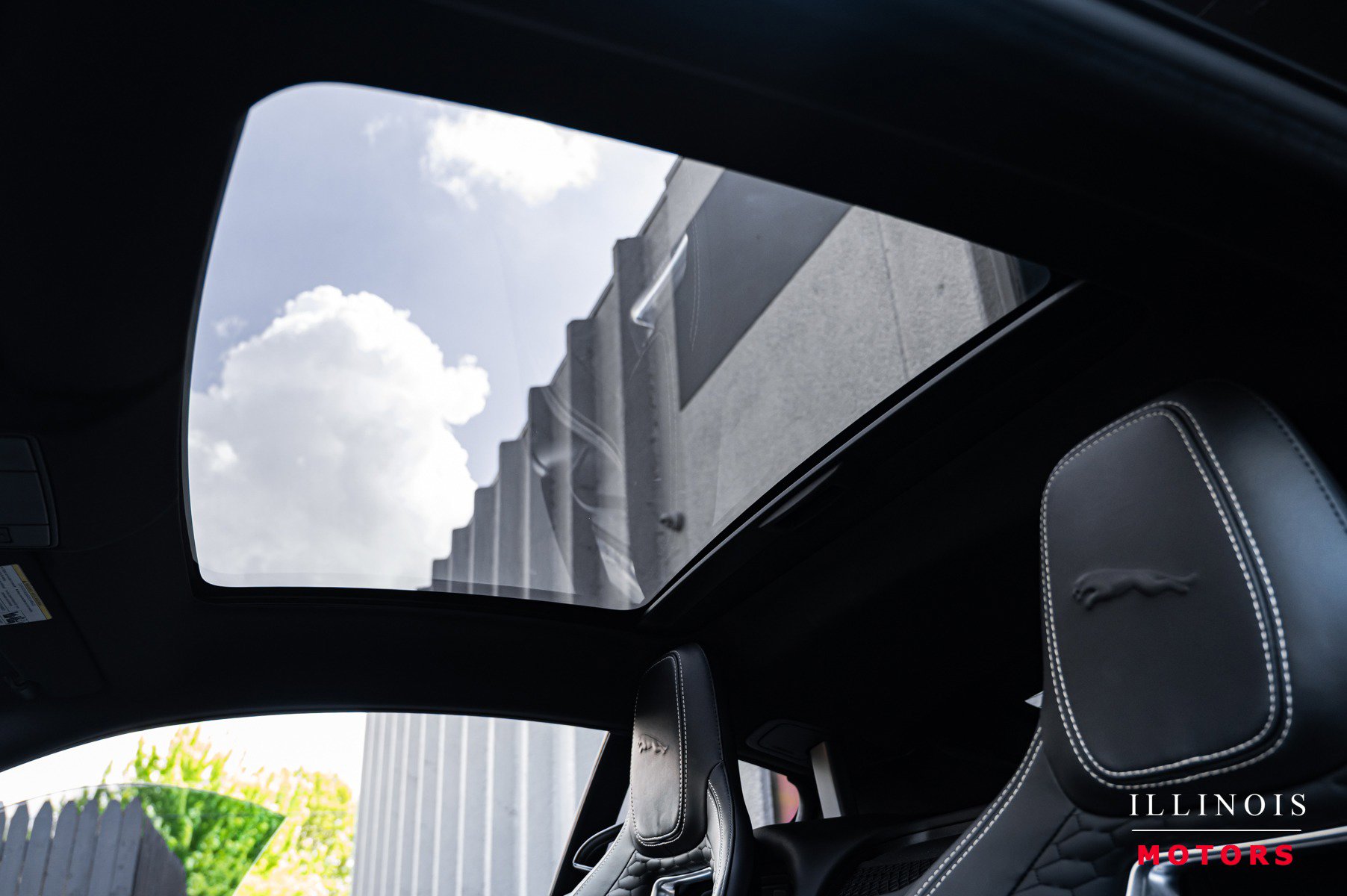 Used 2021 Jaguar F-TYPE R-Dynamic image 30