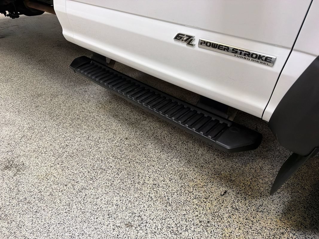 Used 2019 Ford F550 2WD Regular Cab Super Duty image 36