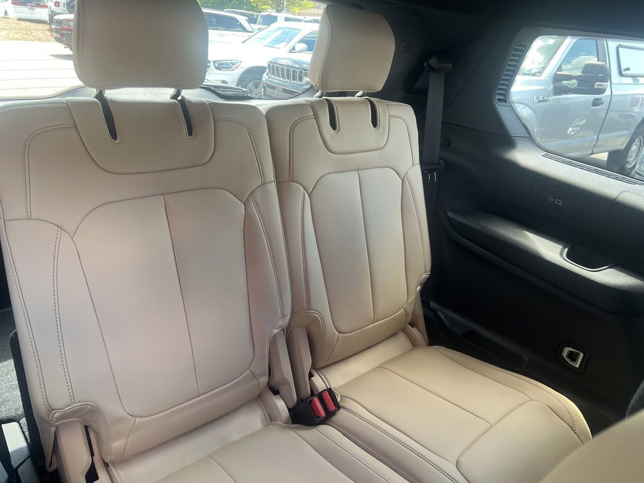 New 2026 Jeep Grand Cherokee L Limited w/ Limited Altitude Package AWD/4WD image 20
