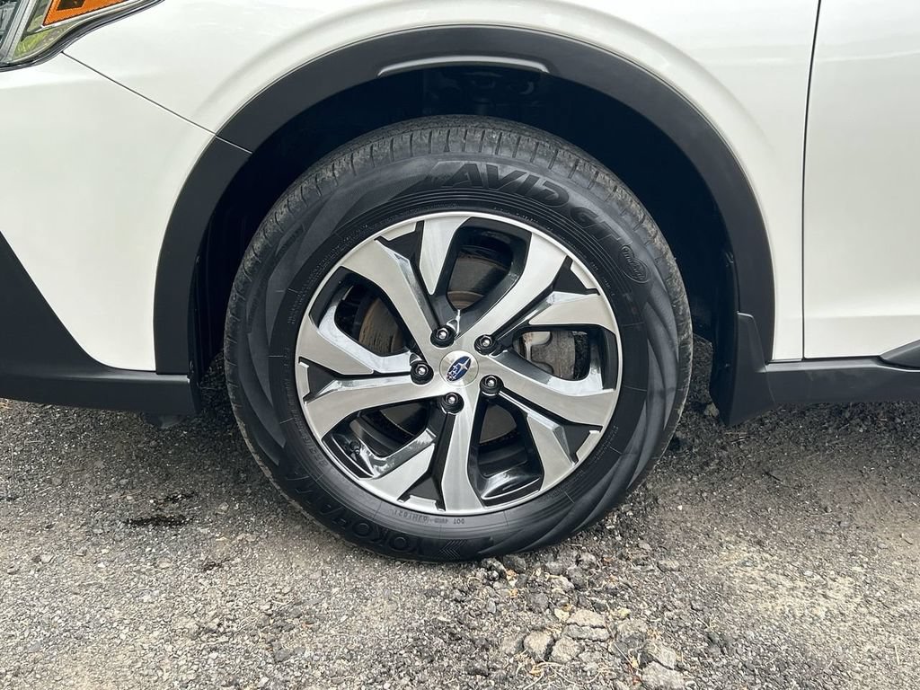 Certified 2022 Subaru Outback Limited AWD/4WD image 10
