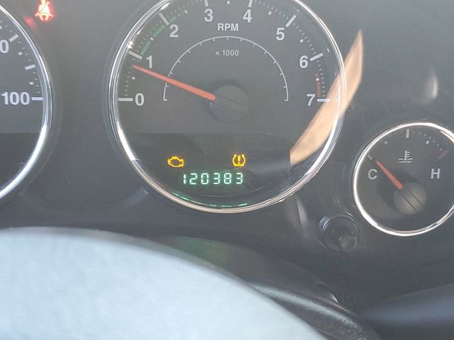 Used 2013 Jeep Wrangler Unlimited Sport image 15