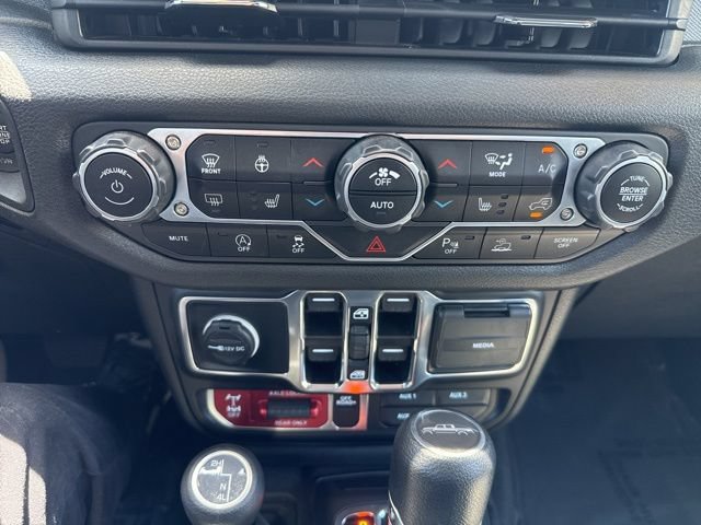 Used 2024 Jeep Gladiator Sport AWD/4WD image 19
