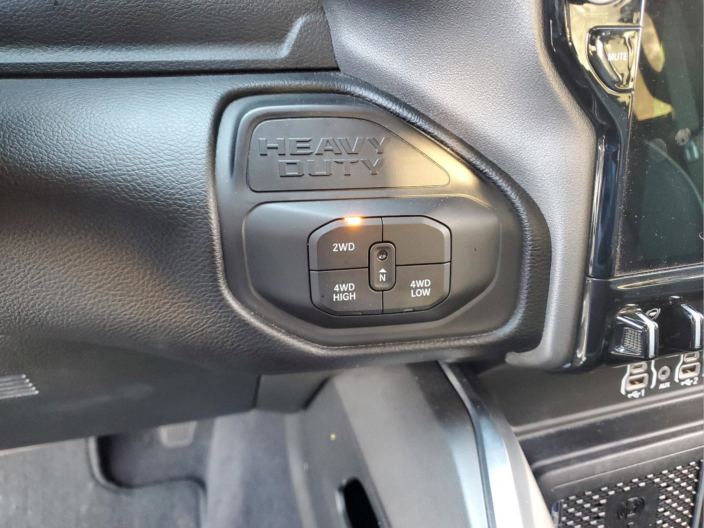 Used 2025 RAM 2500 Laramie image 18