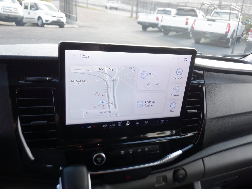 Used 2023 Ford Transit 350 XLT image 15