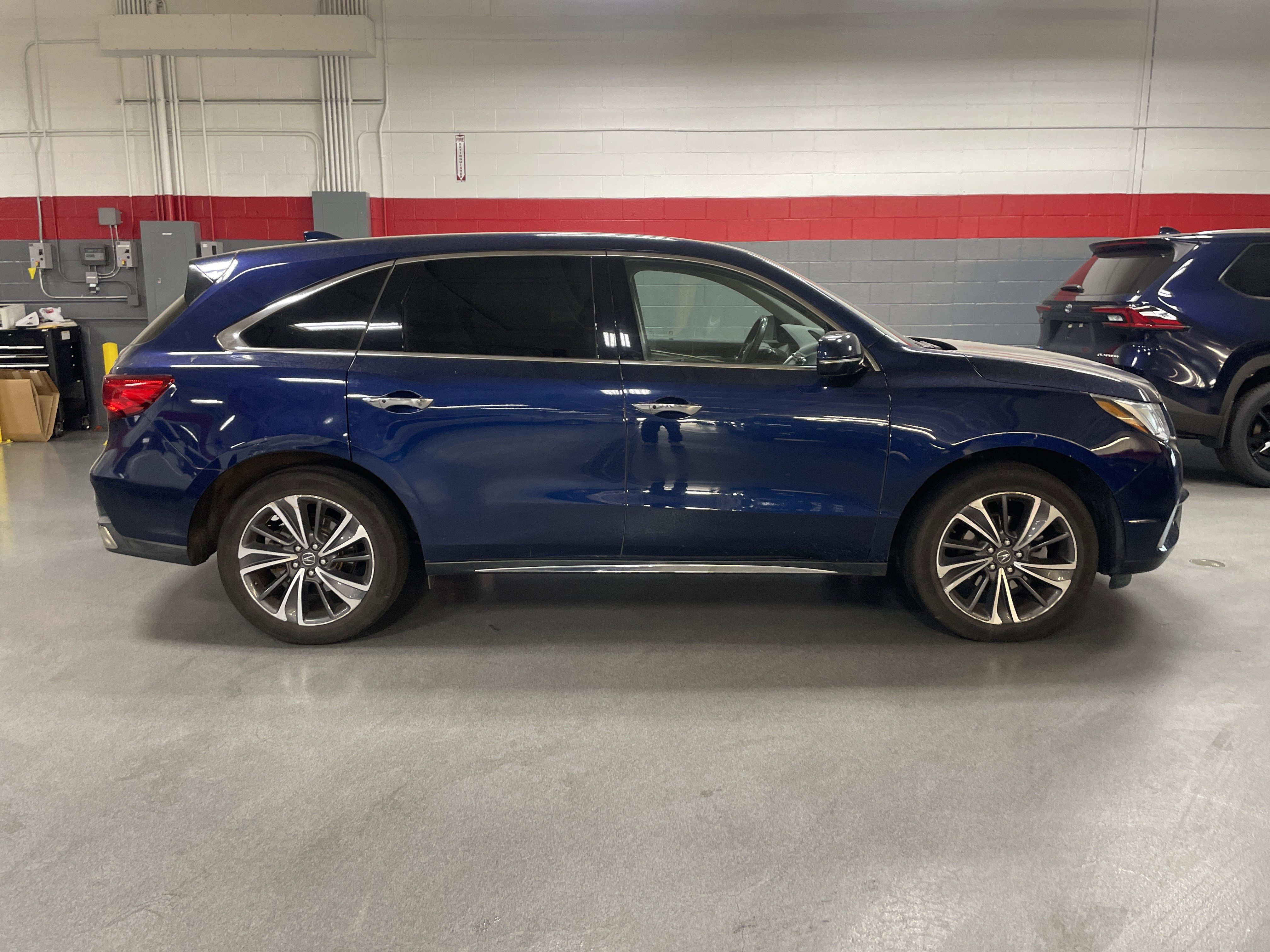 Used 2019 Acura MDX FWD w/ Technology Package image 7