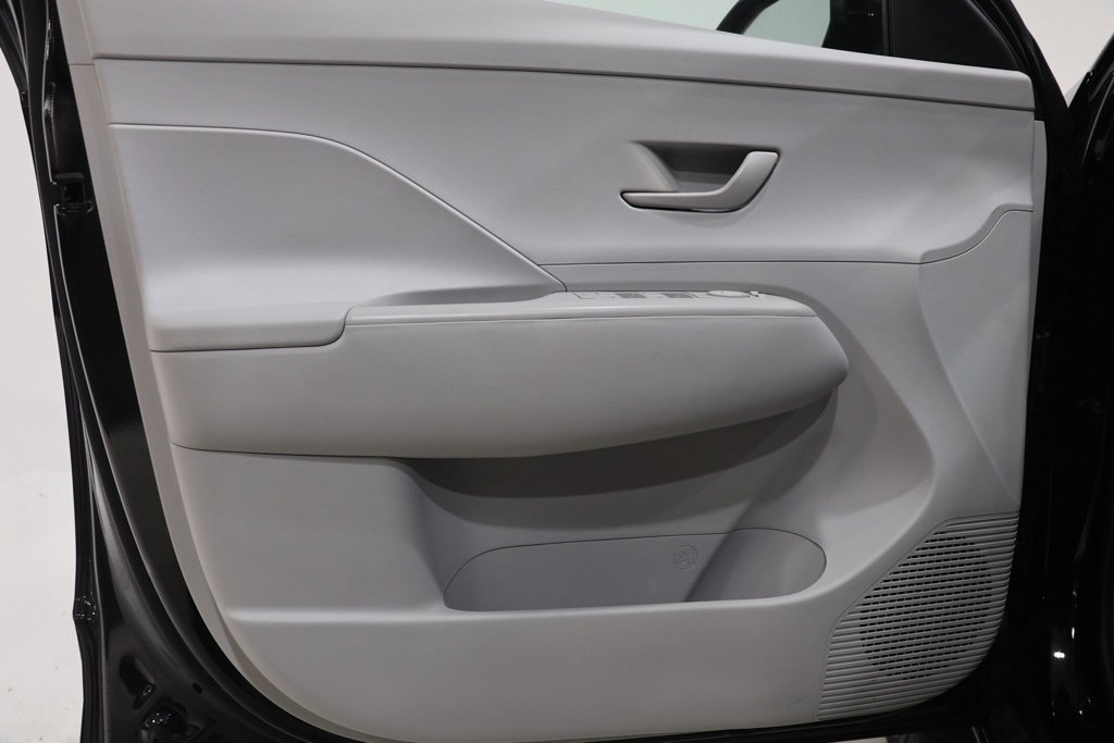 Used 2024 Hyundai Kona SEL AWD/4WD image 11