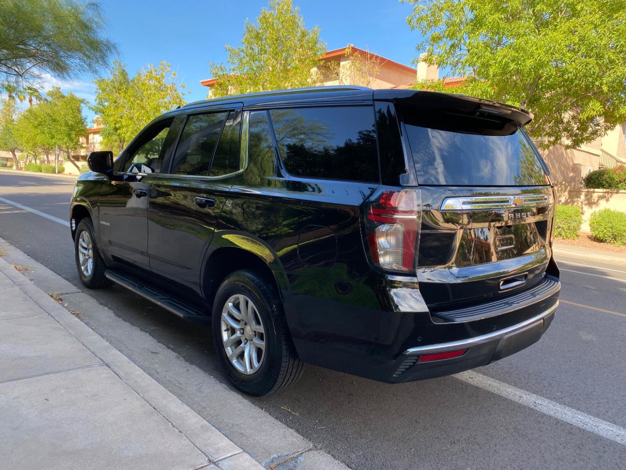 Used 2022 Chevrolet Tahoe LT RWD image 16