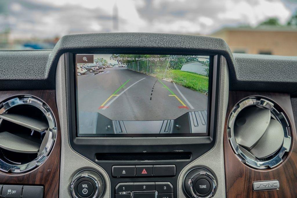 Used 2016 Ford F250 Lariat AWD/4WD image 26