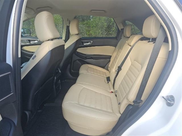 Used 2023 Ford Edge SEL AWD/4WD image 6