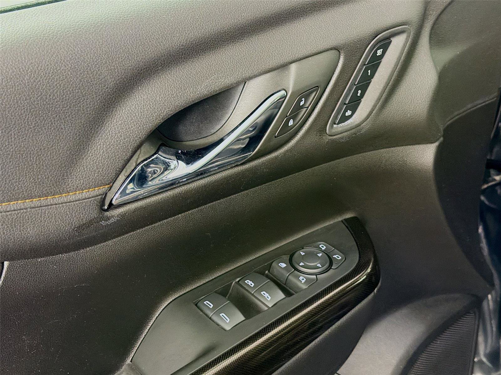 Used 2023 GMC Acadia AT4 w/ Technology Package image 19