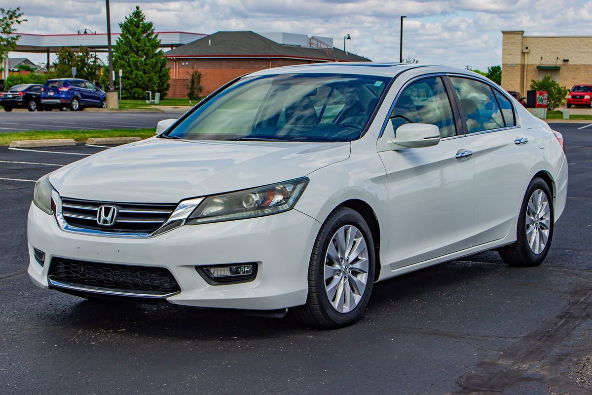 Used 2014 Honda Accord EX image 3