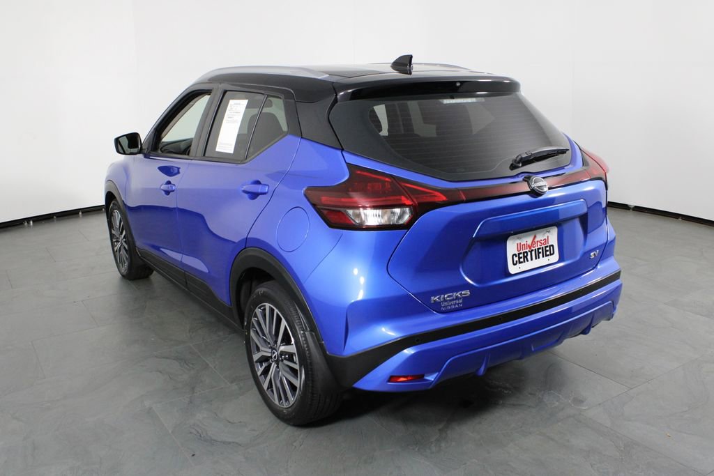 Certified 2023 Nissan Kicks SV image 4