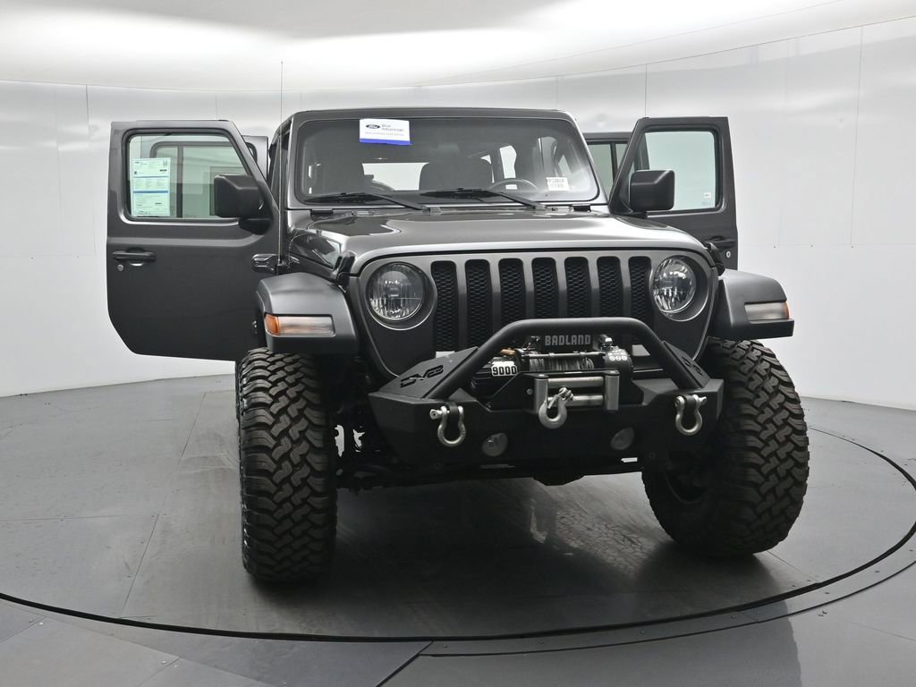 Used 2018 Jeep Wrangler Unlimited Sport image 28