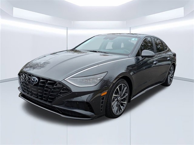 Used 2022 Hyundai Sonata Limited w/ Preferred Accessory Package image 8