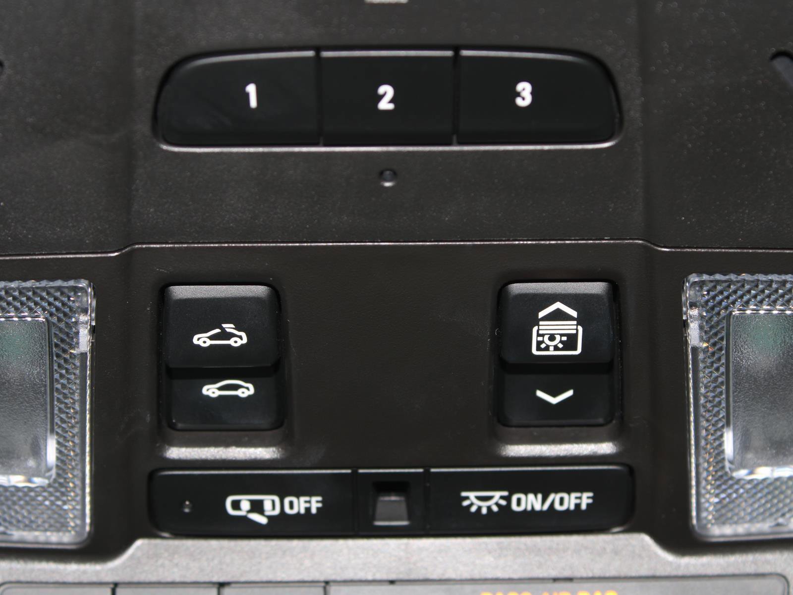 Used 2021 Cadillac XT6 Premium Luxury image 12