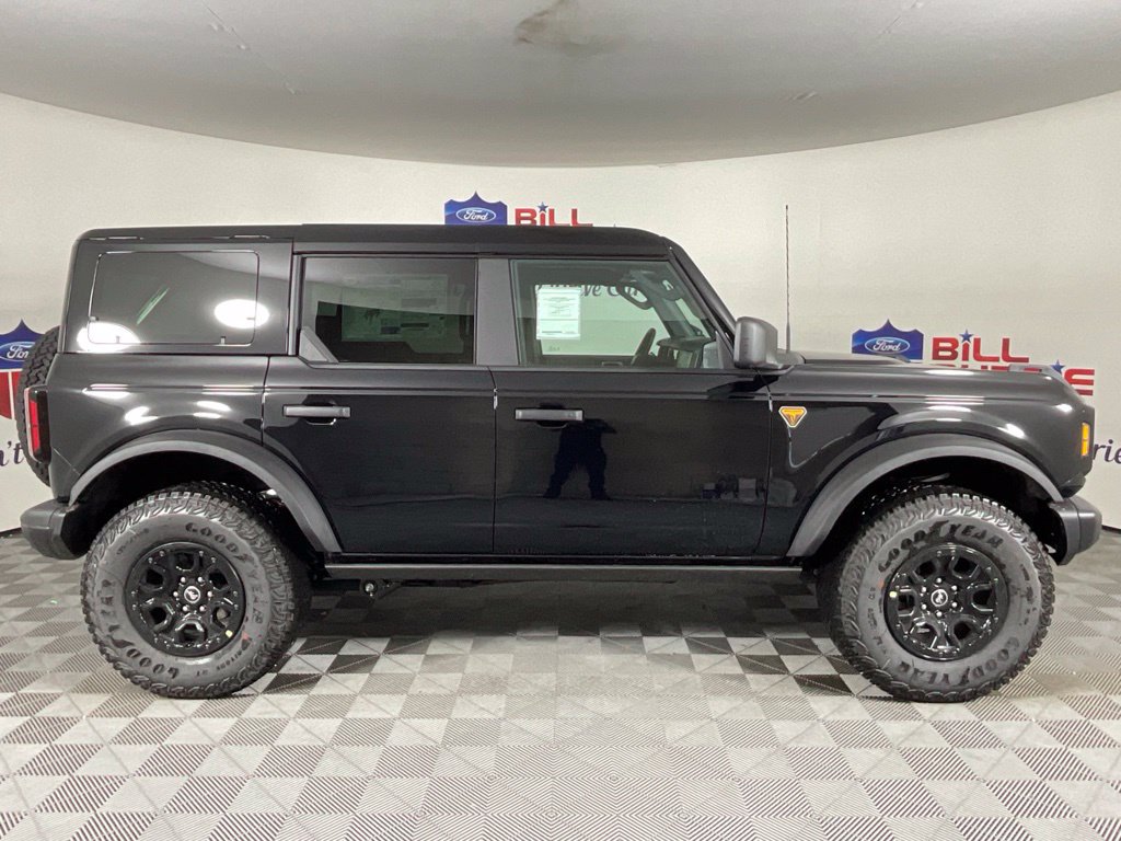 New 2026 Ford Bronco Badlands w/ Wildtrak Package AWD/4WD image 2