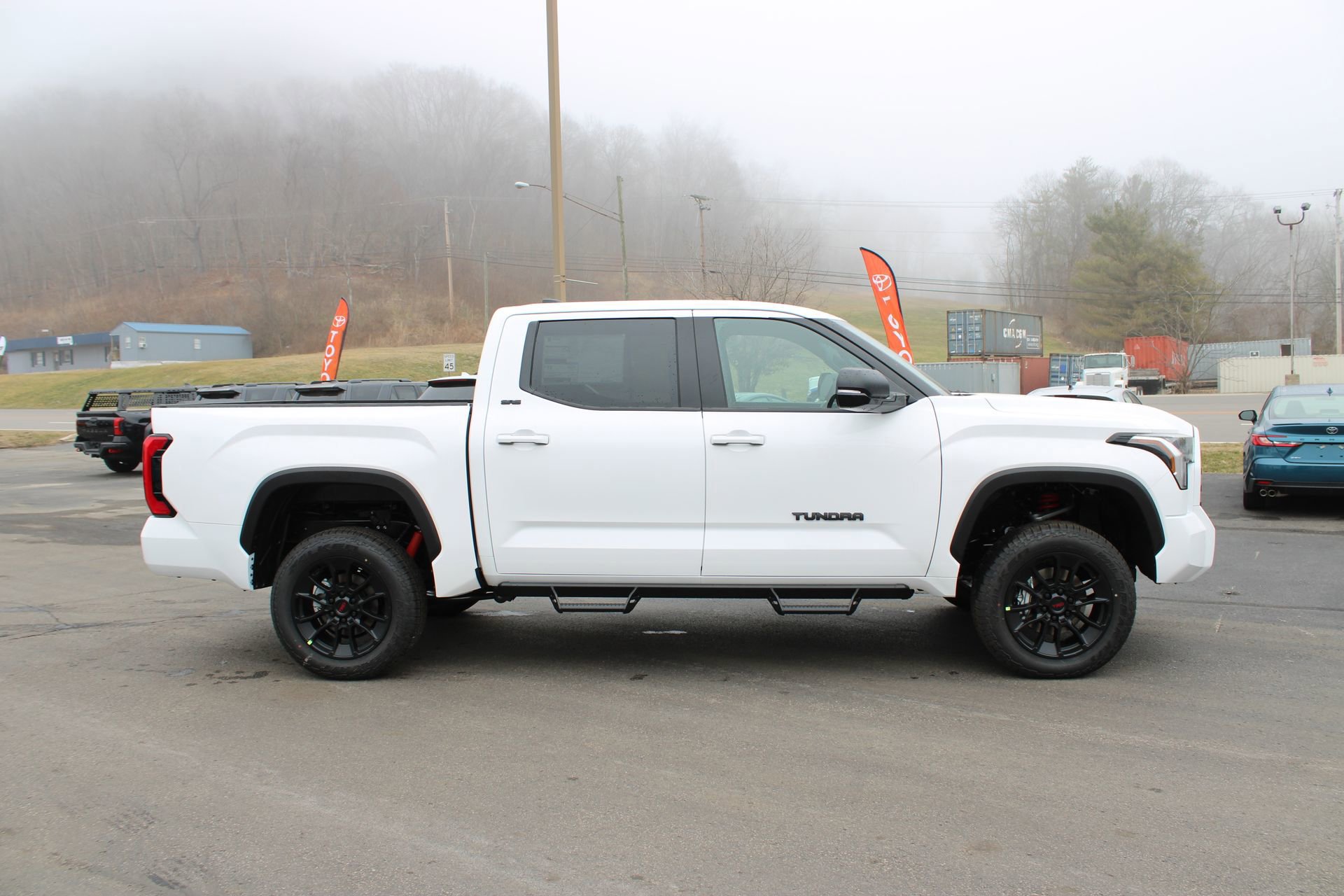 New 2026 Toyota Tundra SR5 image 7