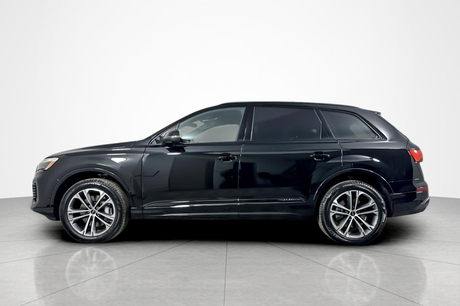 New 2026 Audi Q7 2.0T Premium Plus image 3