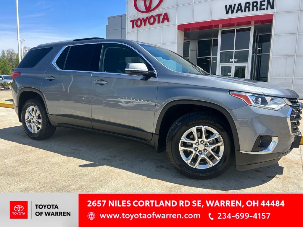 Used 2018 Chevrolet Traverse LT FWD image 1