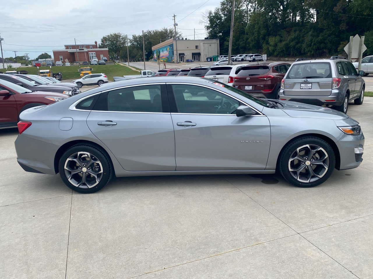 Used 2023 Chevrolet Malibu LT image 5