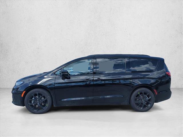 New 2026 Chrysler Pacifica Limited w/ S Appearance Package image 17