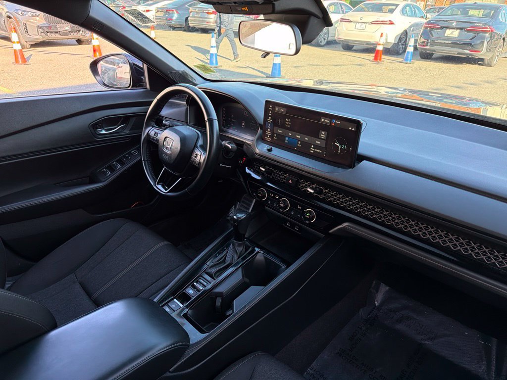 Used 2024 Honda Accord Sport image 14
