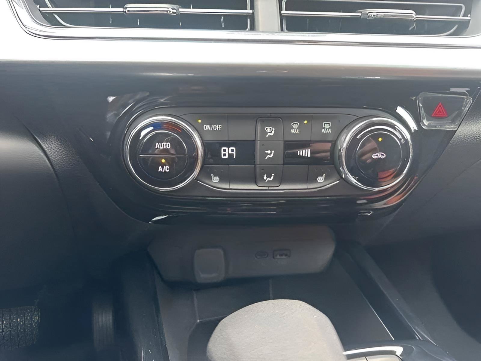 New 2026 Chevrolet Trax LT w/ Driver Confidence Package FWD image 23