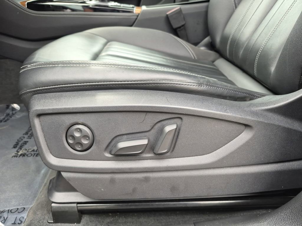 Used 2023 Audi Q5 2.0T Premium Plus image 12