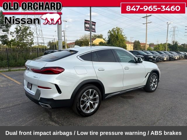 Used 2021 BMW X6 xDrive40i w/ Premium Package 3 AWD/4WD image 9
