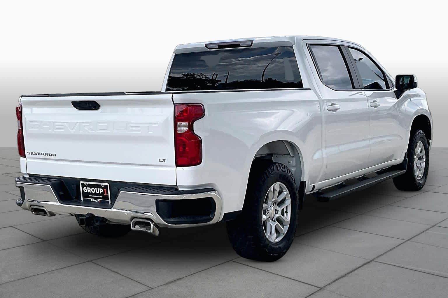 Used 2023 Chevrolet Silverado 1500 LT w/ Z71 Off-Road Package AWD/4WD image 13