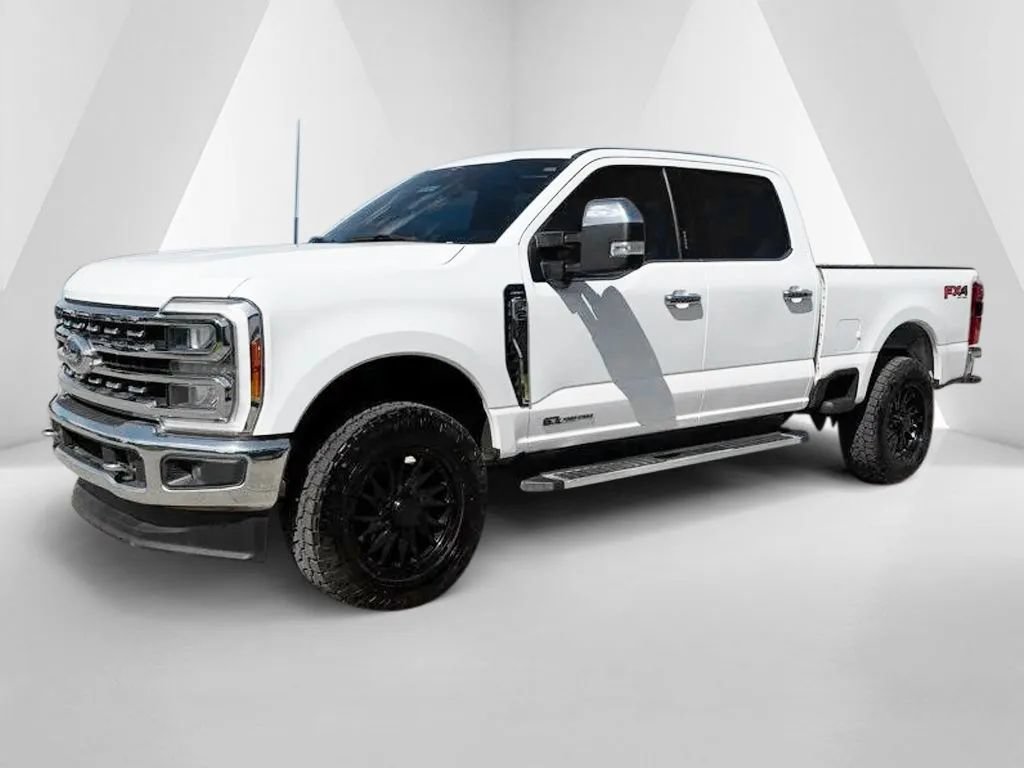 Used 2023 Ford F250 Lariat w/ Chrome Package AWD/4WD image 3