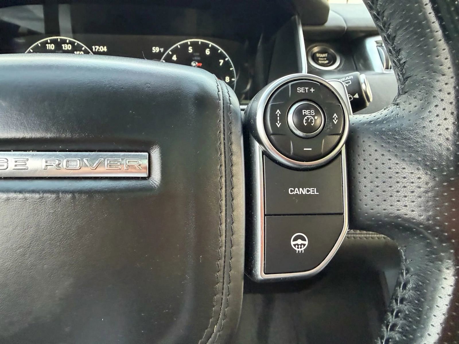 Used 2017 Land Rover Range Rover Sport SVR AWD/4WD image 19
