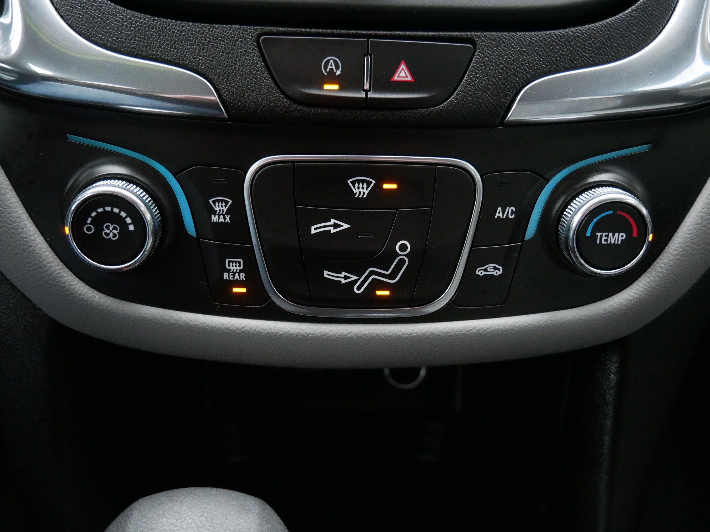 Certified 2024 Chevrolet Equinox LS w/ LS Convenience Package image 15