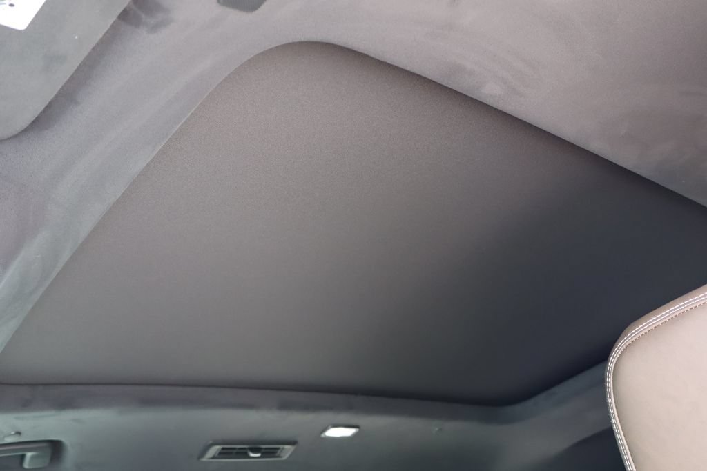 New 2026 GMC Acadia Denali Ultimate w/ LPO, Floor Liner Package AWD/4WD image 21