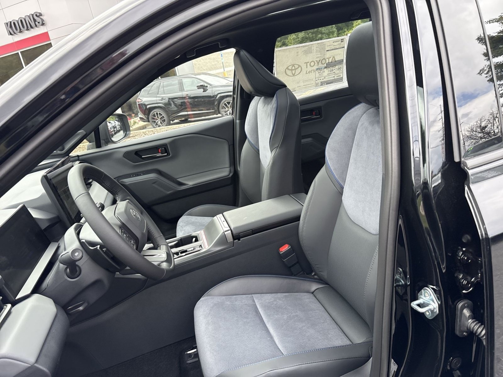 New 2026 Toyota RAV4 XSE AWD/4WD image 13