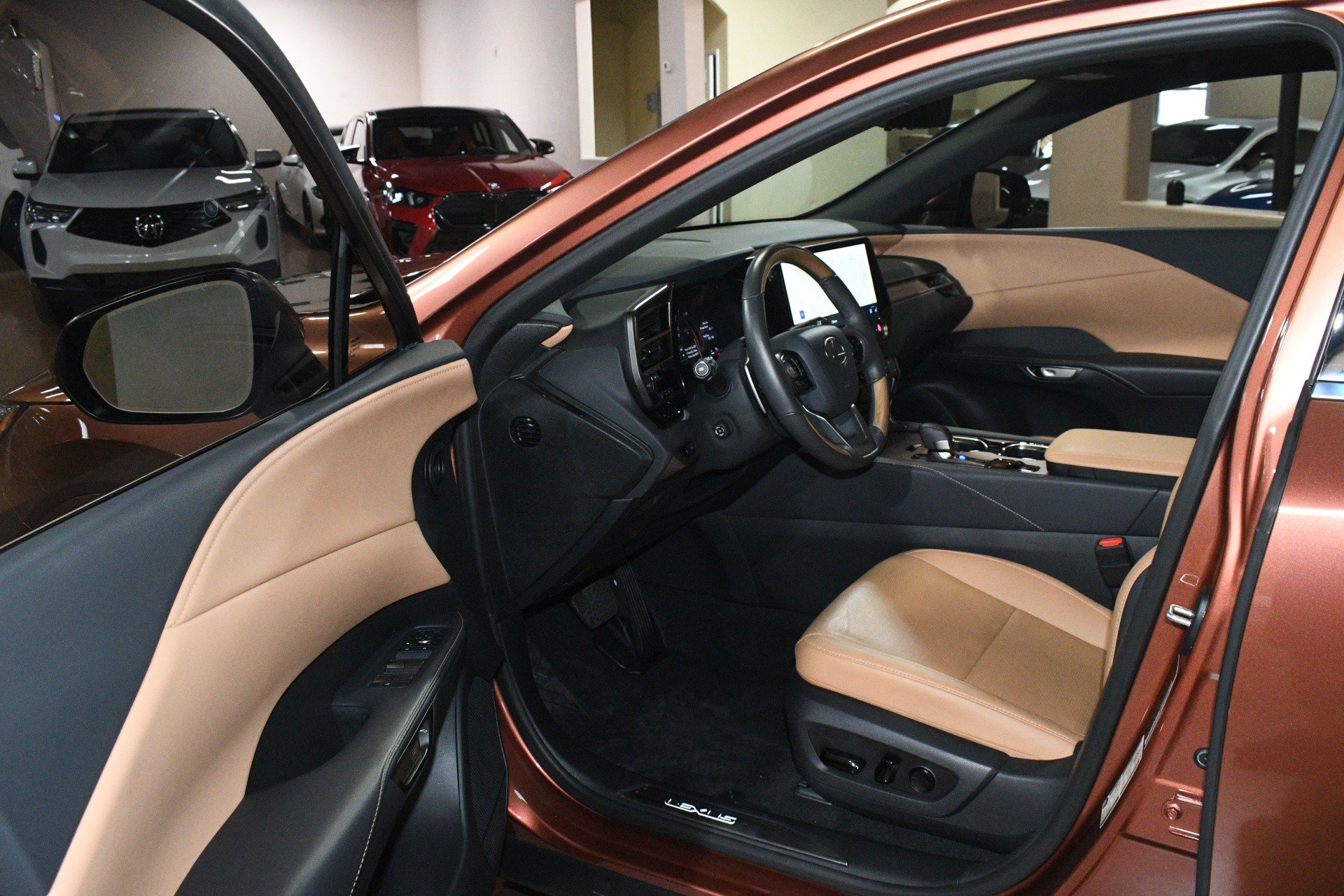 Used 2025 Lexus RX 350 Premium Plus w/ Convenience Package FWD image 45