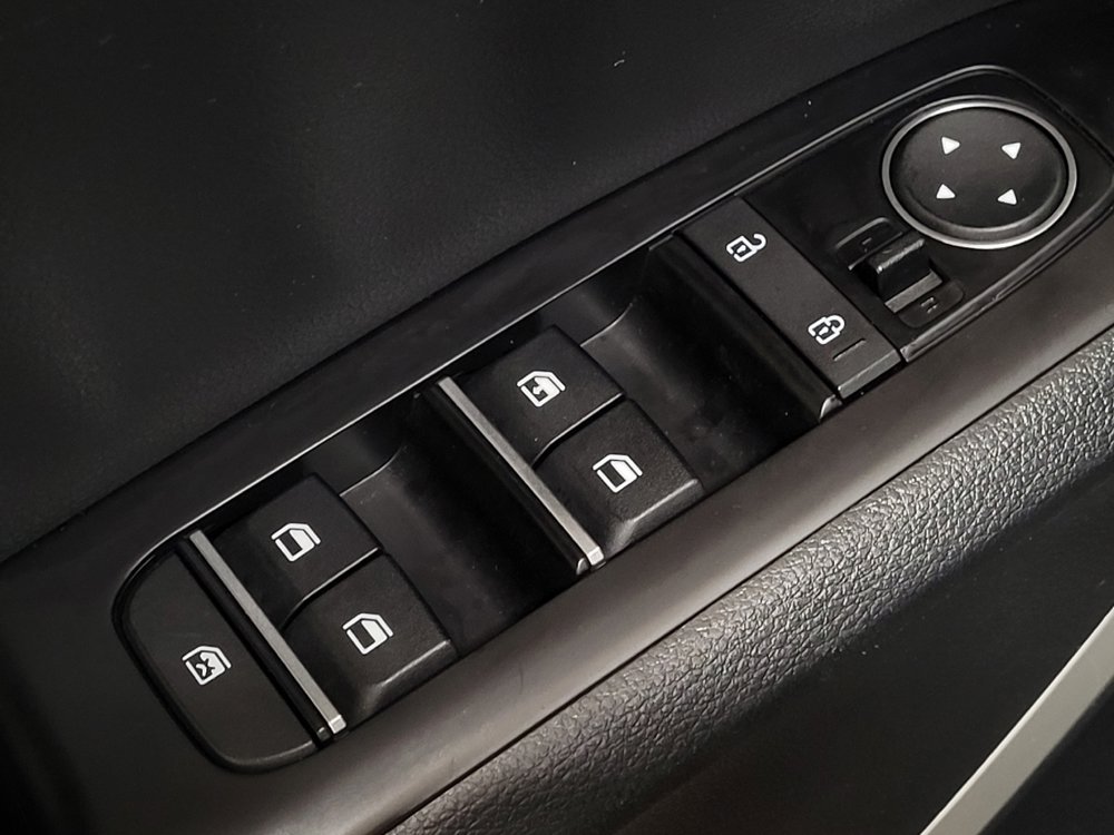 Used 2021 Kia Soul LX FWD image 27
