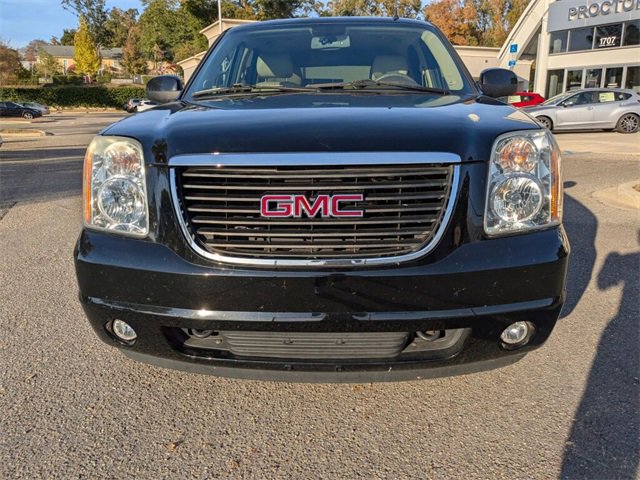 Used 2013 GMC Yukon SLT w/ SLT-2 Equipment Package image 3