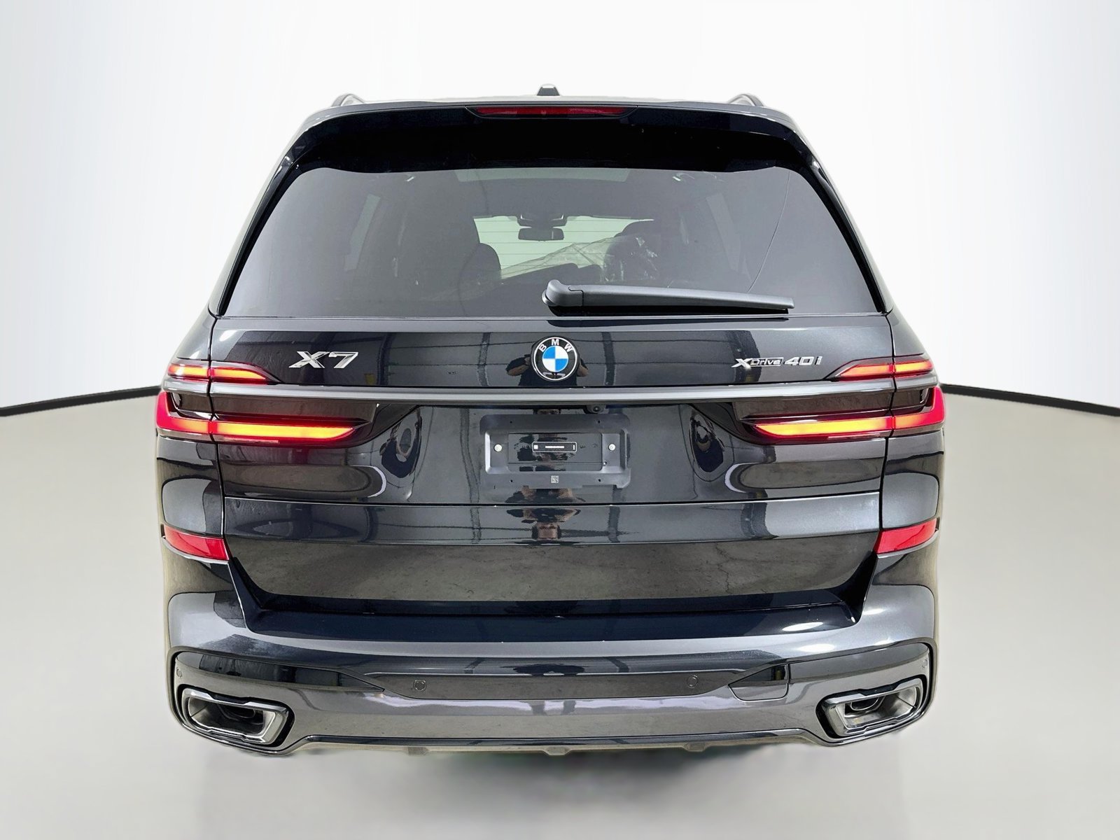 New 2027 BMW X7 xDrive40i w/ M Sport Package AWD/4WD image 6