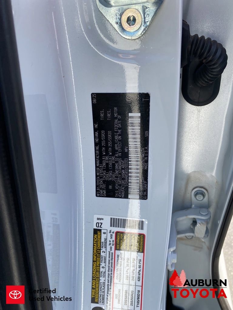 Certified 2025 Toyota Grand Highlander AWD image 40