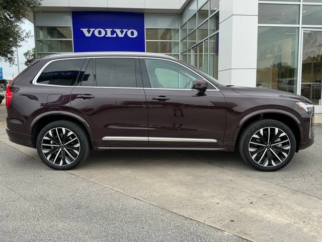 Certified 2025 Volvo XC90 B5 Plus AWD/4WD image 4