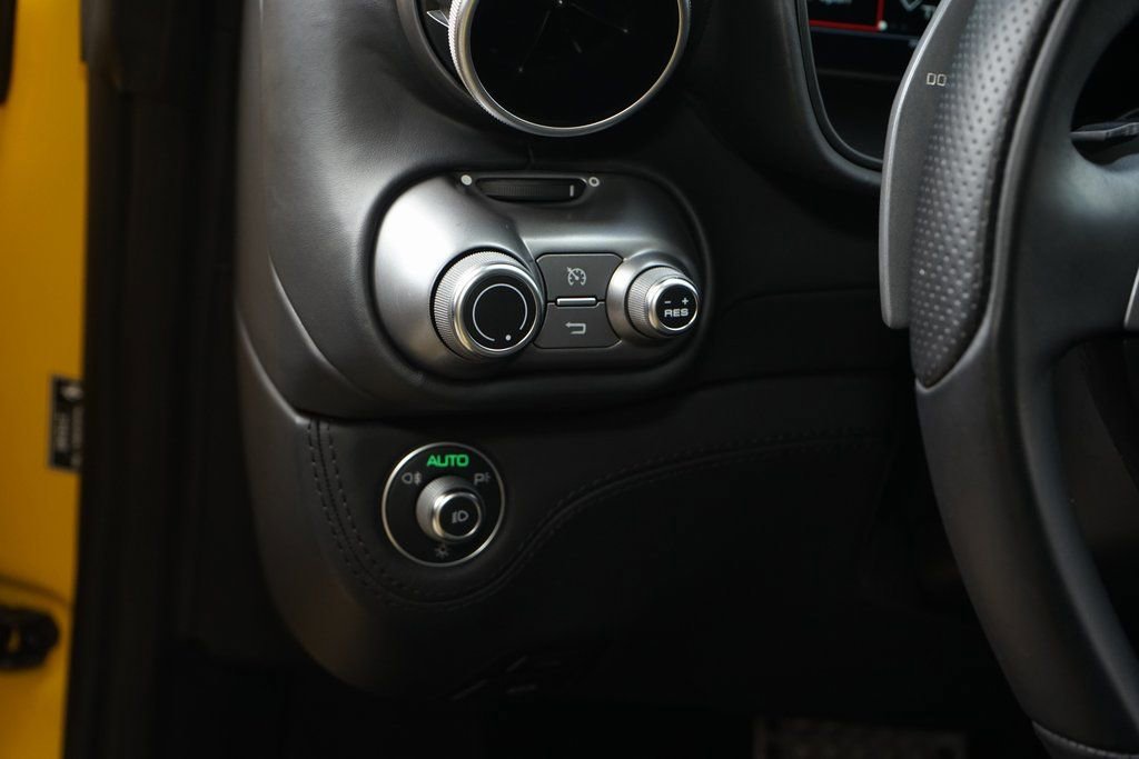 Used 2023 Ferrari Portofino M RWD image 27