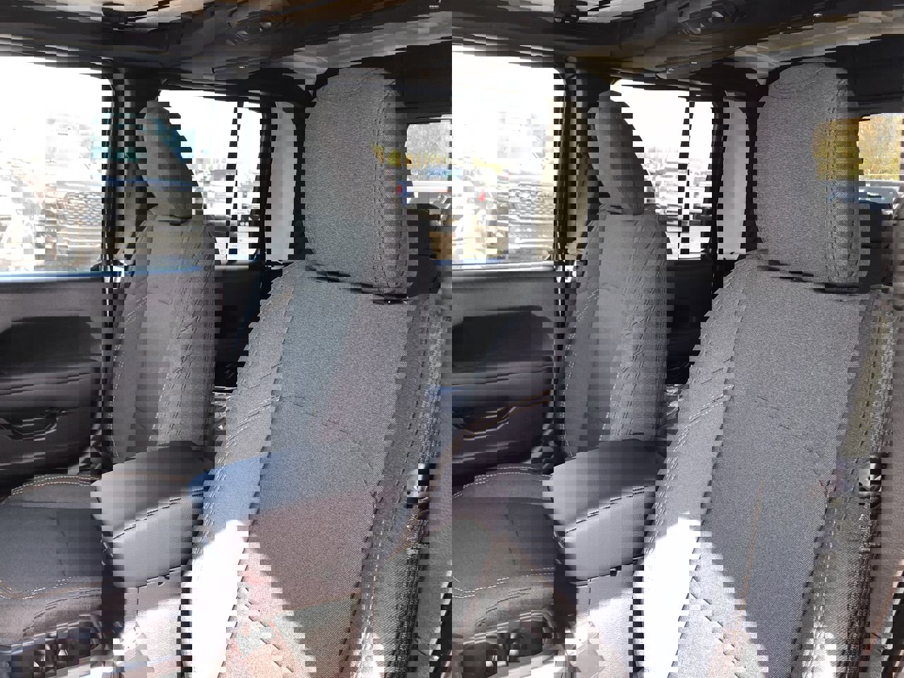 New 2026 Jeep Gladiator Sport image 13