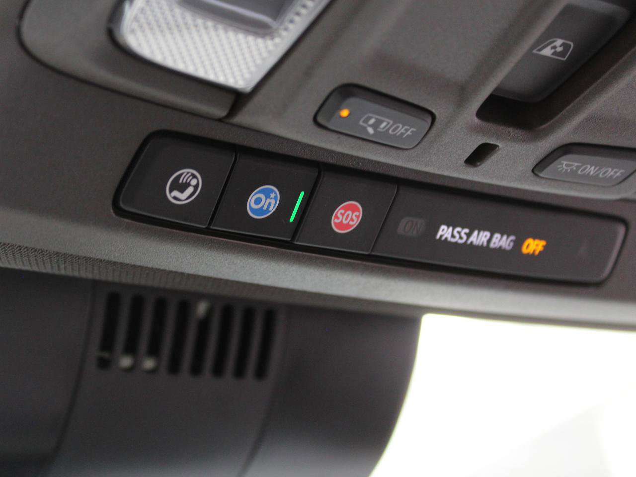 Used 2024 Chevrolet Silverado 1500 LTZ w/ Technology Package image 41