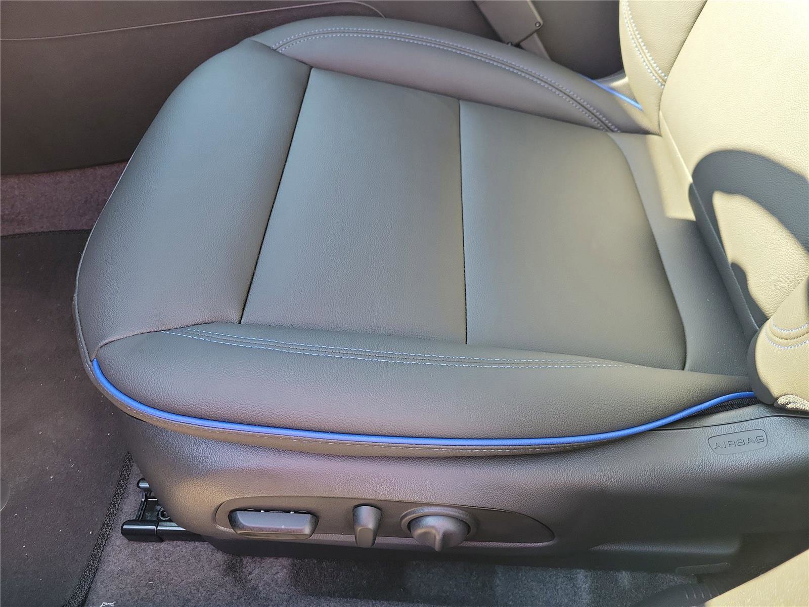 New 2026 Buick Envista Sport Touring image 18