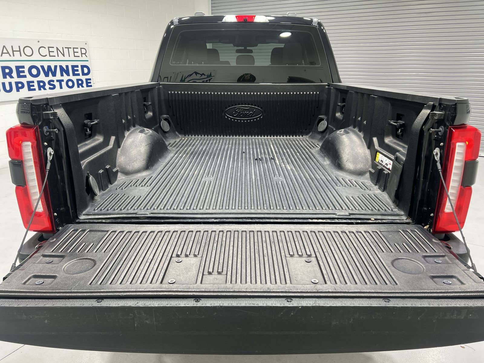 Used 2023 Ford F250 XL w/ STX Appearance Package image 22