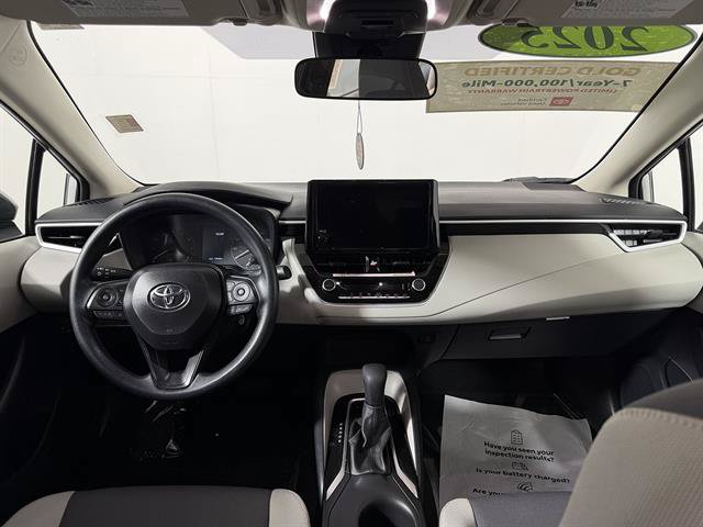 Certified 2025 Toyota Corolla LE FWD image 11